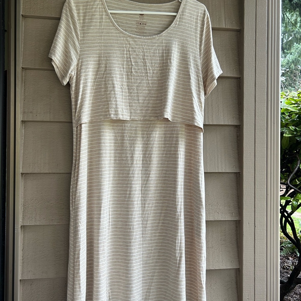 Kindred Bravely maternity /nursing dress Sz XL.  Bamboo / spandex blends